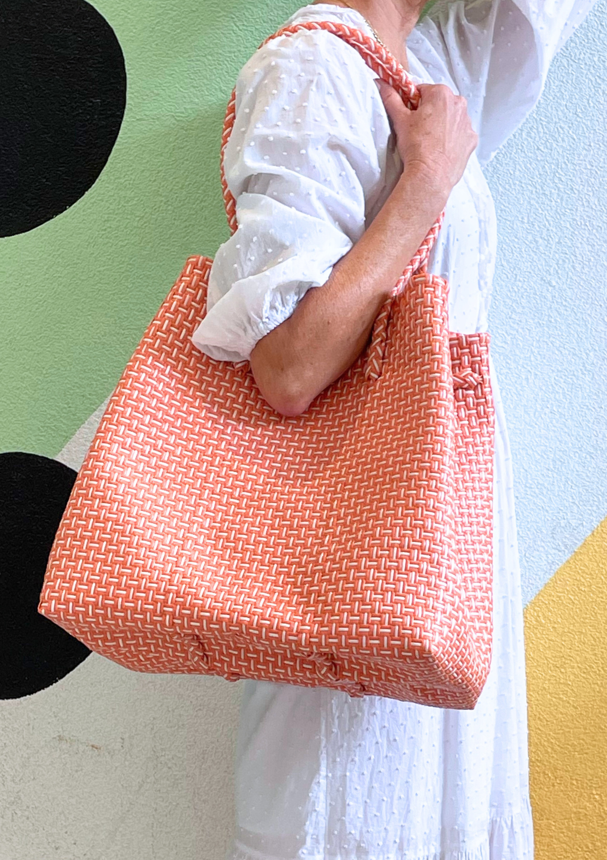 The Maxi Ella Handwoven Tote  · Recycled Plastic