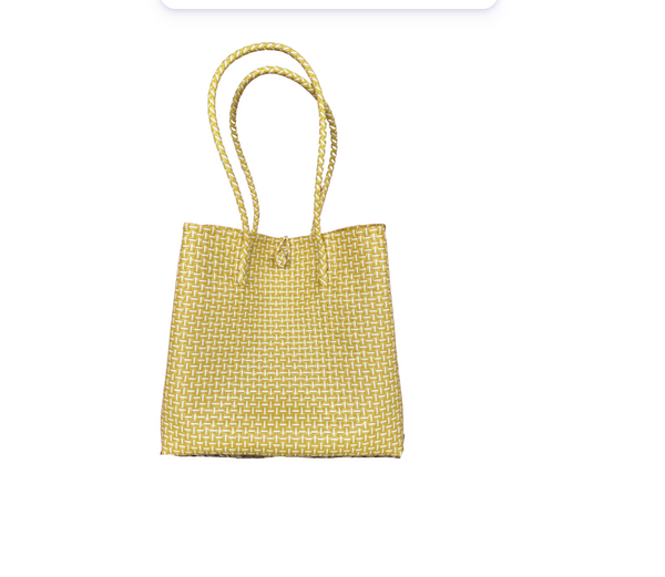The Maxi Ella Handwoven Tote  · Recycled Plastic